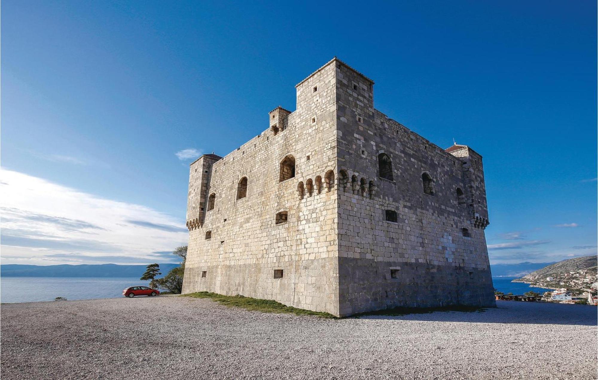 Amazing Apartment In Senj With House Sea View Exterior foto